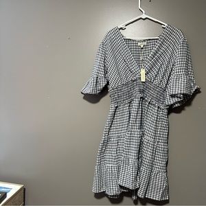 NWT Max Studio Black & White Gingham Plaid Dress - Size Large - Trendy Fashion